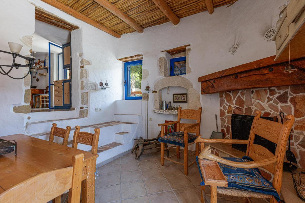 איה טריאס Anna'S Villa In Mesi Village מראה חיצוני תמונה